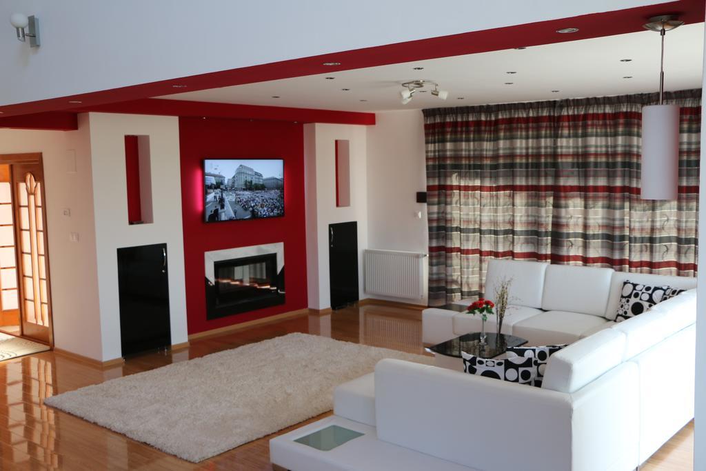 Sanderson Apartments Miercurea Ciuc Phòng bức ảnh
