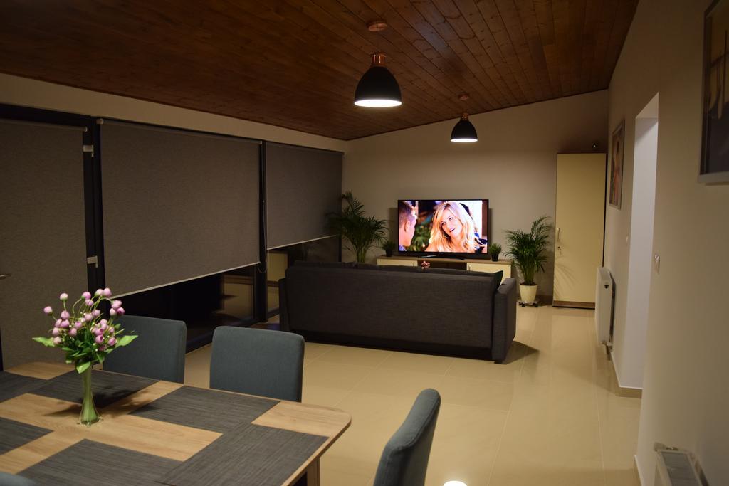 Sanderson Apartments Miercurea Ciuc Ngoại thất bức ảnh